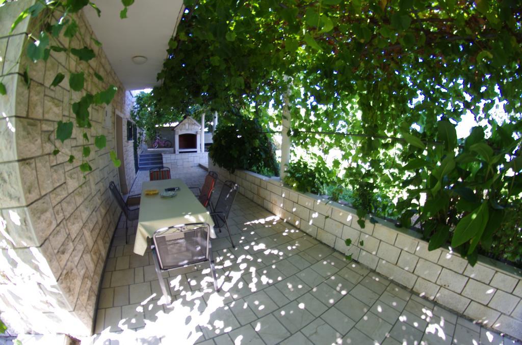 Apartments Luka Lumbarda Zewnętrze zdjęcie