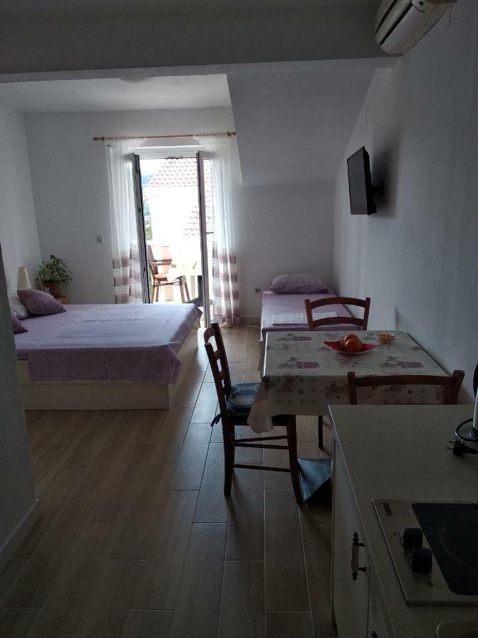 Apartments Luka Lumbarda Zewnętrze zdjęcie