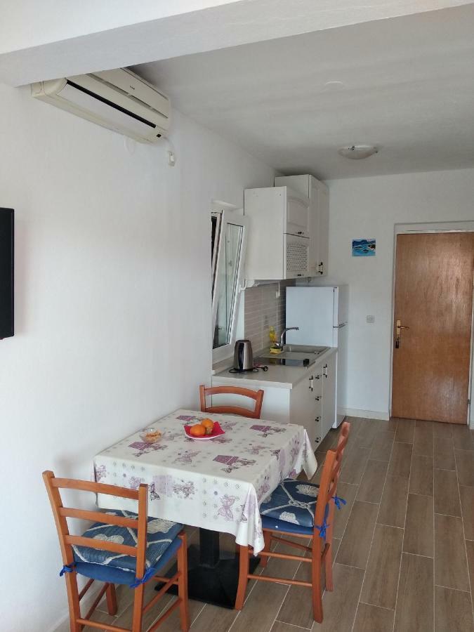 Apartments Luka Lumbarda Zewnętrze zdjęcie
